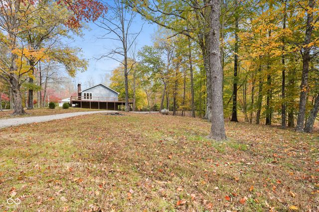 2275 Twinlake Drive, Morgantown, IN 46160