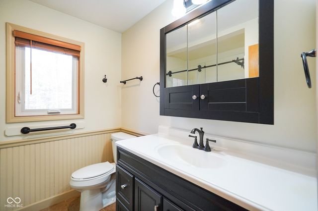 2275 Twinlake Drive, Morgantown, IN 46160