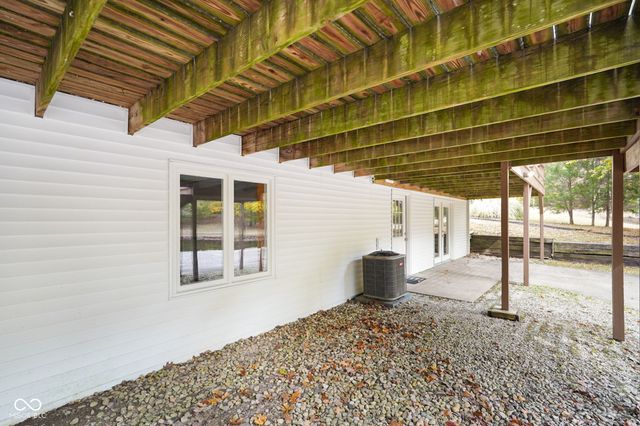 2275 Twinlake Drive, Morgantown, IN 46160