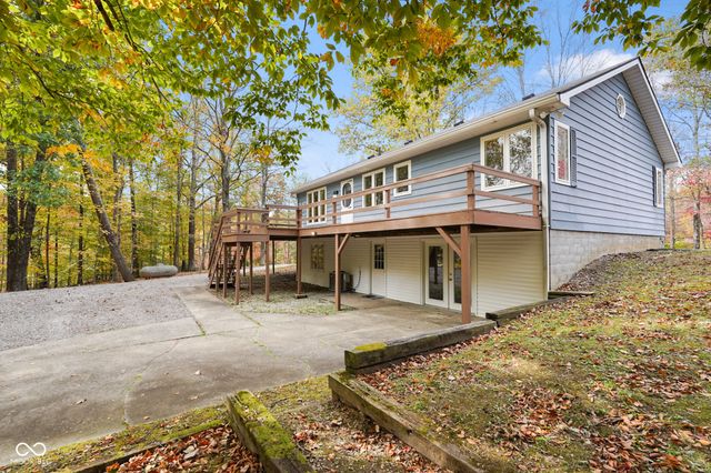 2275 Twinlake Drive, Morgantown, IN 46160