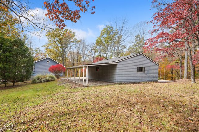 2275 Twinlake Drive, Morgantown, IN 46160