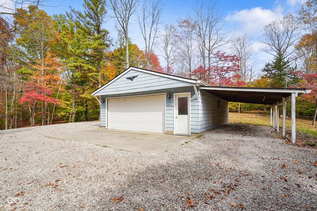 2275 Twinlake Drive, Morgantown, IN 46160