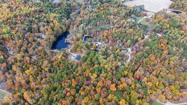 2275 Twinlake Drive, Morgantown, IN 46160