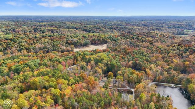 2275 Twinlake Drive, Morgantown, IN 46160