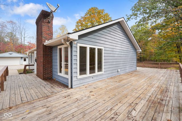 2275 Twinlake Drive, Morgantown, IN 46160