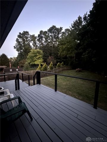 2006 High Knoll Drive, Dayton, OH 45414