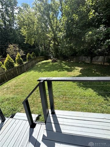 2006 High Knoll Drive, Dayton, OH 45414