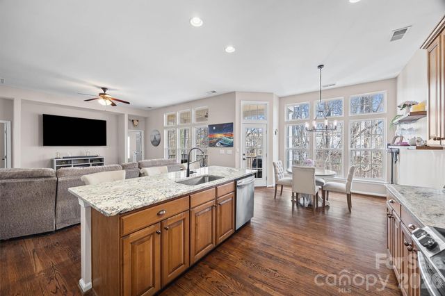 1041 Pepperwood Place, Clover, SC 29710