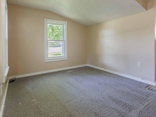 9 Carrie Street, Sparta, MI 49345