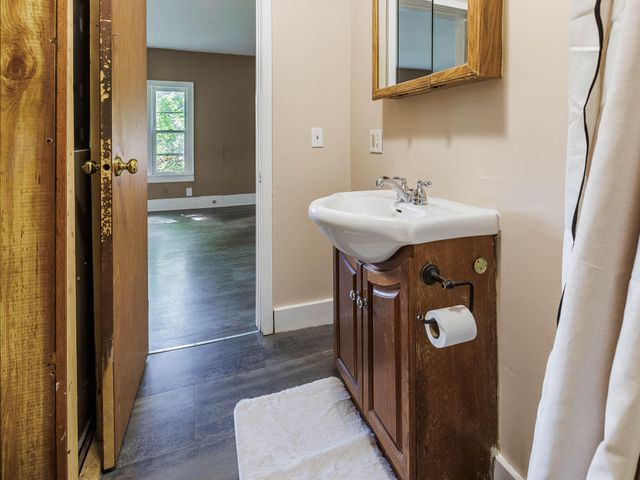 9 Carrie Street, Sparta, MI 49345