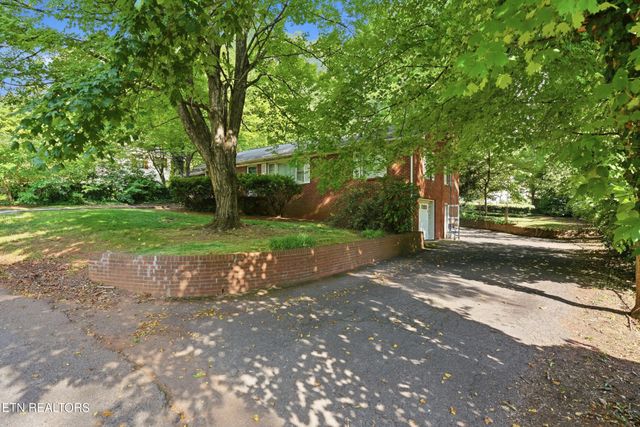 504 Hayworth Drive, Knoxville, TN 37920