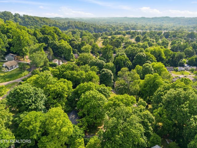 504 Hayworth Drive, Knoxville, TN 37920