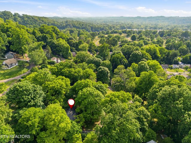 504 Hayworth Drive, Knoxville, TN 37920