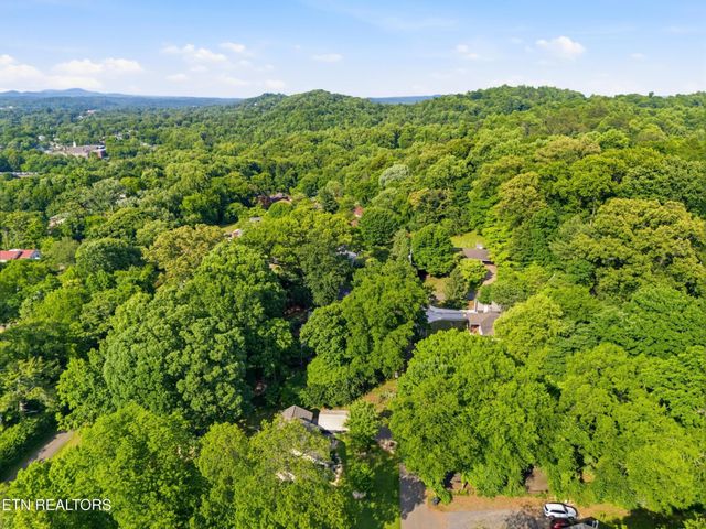 504 Hayworth Drive, Knoxville, TN 37920