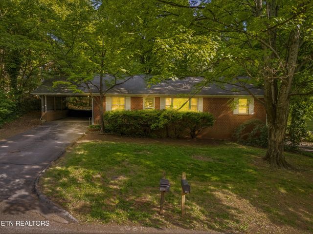 504 Hayworth Drive, Knoxville, TN 37920