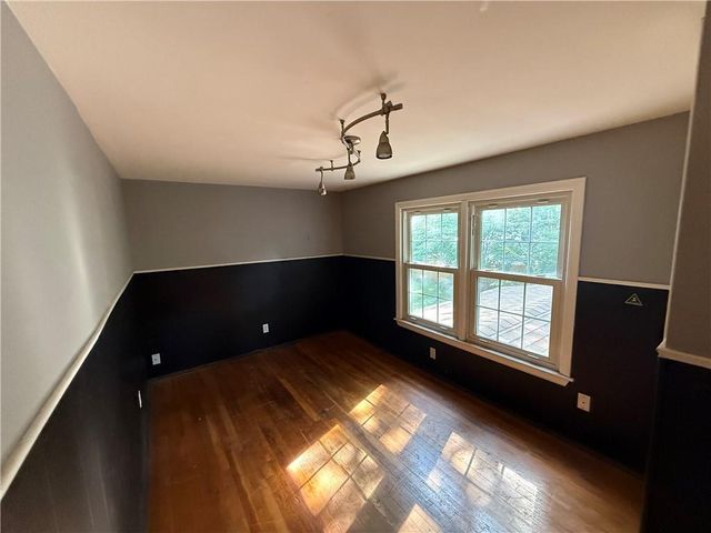 4928 Juniper Drive, Roeland Park, KS 66205