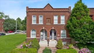2906 McNair Ave, St Louis, MO 63118