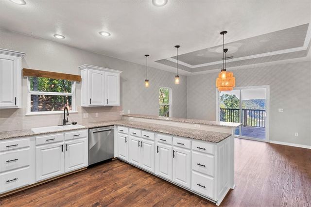 22490 Derik Road, Springdale, AR 72764