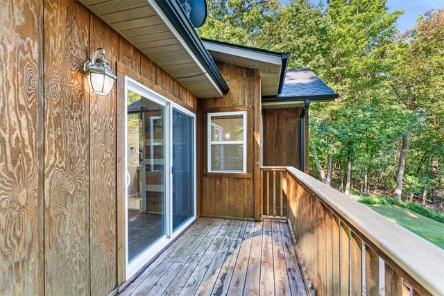 22490 Derik Road, Springdale, AR 72764