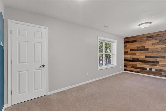 22490 Derik Road, Springdale, AR 72764