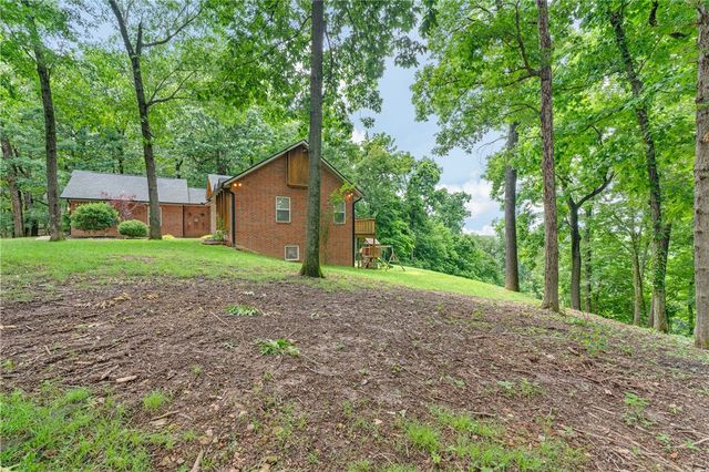 22490 Derik Road, Springdale, AR 72764