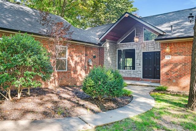 22490 Derik Road, Springdale, AR 72764