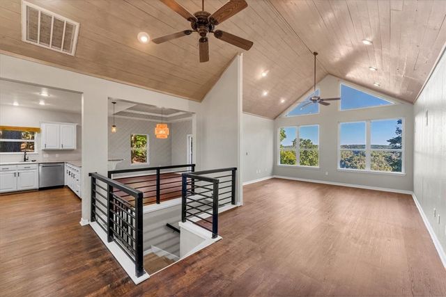 22490 Derik Road, Springdale, AR 72764