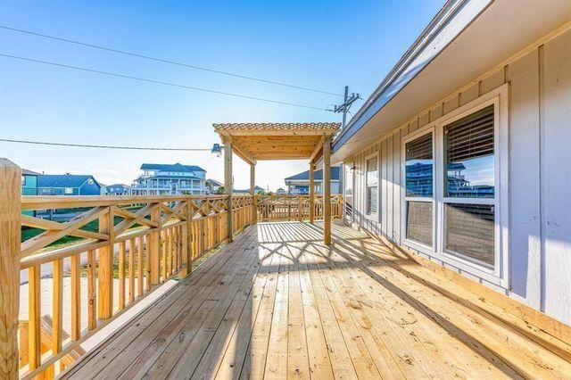 3619 Barracuda, Crystal Beach, TX 77650