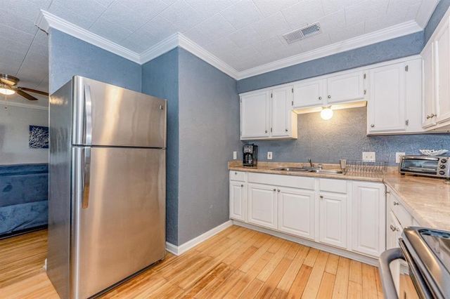 3619 Barracuda, Crystal Beach, TX 77650