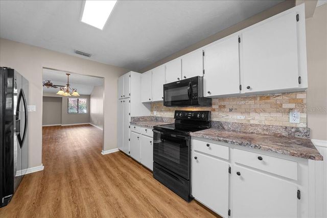 3704 NE 17TH STREET, Ocala, FL 34470