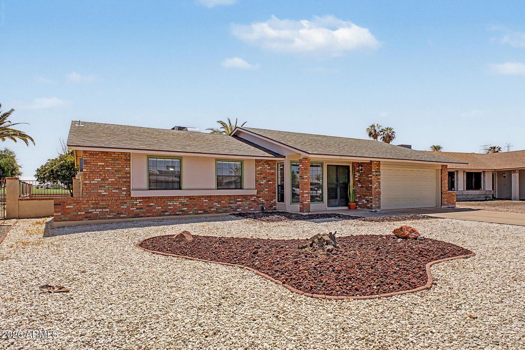 10433 W LAURIE Lane, Peoria, AZ 85345 — photo 2