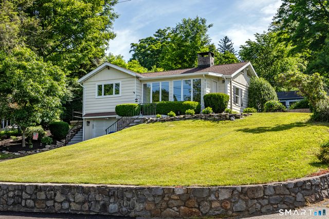 801 Candlewood Lake Road South, New Milford, CT 06776