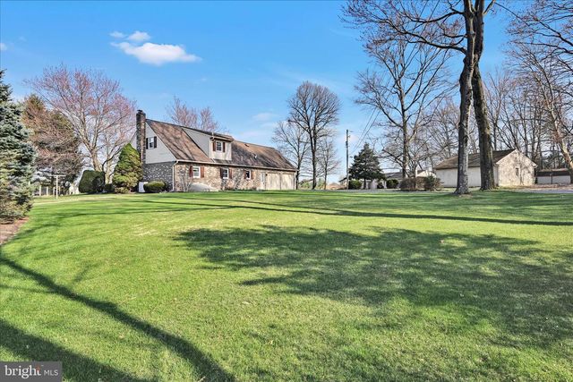 525 HACKMAN RD, Lititz, PA 17543