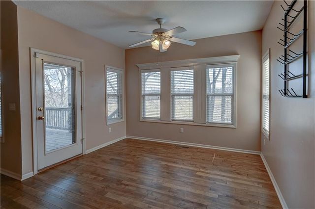 13303 Forest Oaks Drive, Smithville, MO 64089