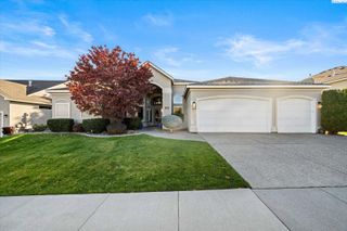3703 S Keller St, Kennewick, WA 99337