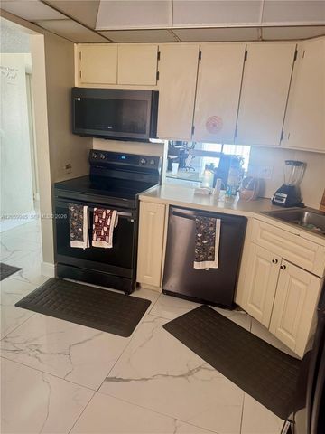 6361 N Falls Cir Drive 311, Lauderhill, FL 33319