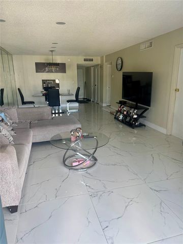 6361 N Falls Cir Drive 311, Lauderhill, FL 33319
