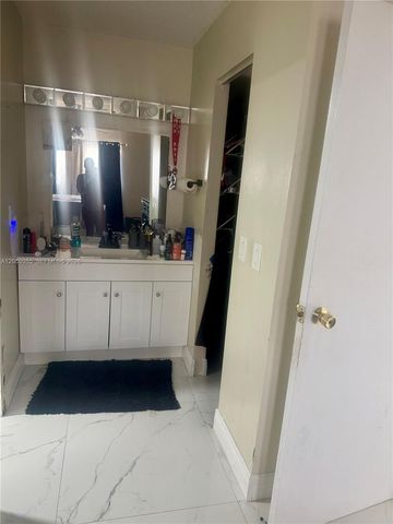6361 N Falls Cir Drive 311, Lauderhill, FL 33319