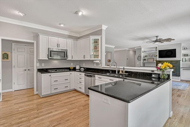 120 Stonelea DR, Troutville, VA 24175
