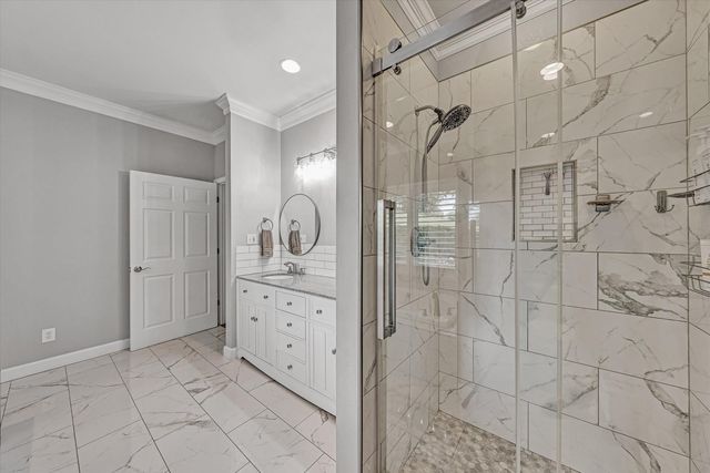 120 Stonelea DR, Troutville, VA 24175