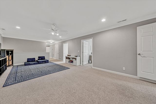 120 Stonelea DR, Troutville, VA 24175