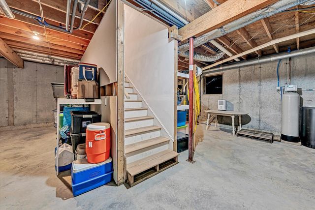 120 Stonelea DR, Troutville, VA 24175