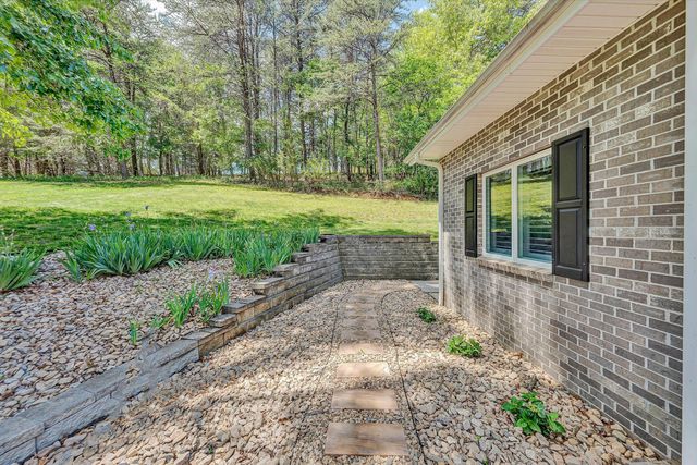 120 Stonelea DR, Troutville, VA 24175