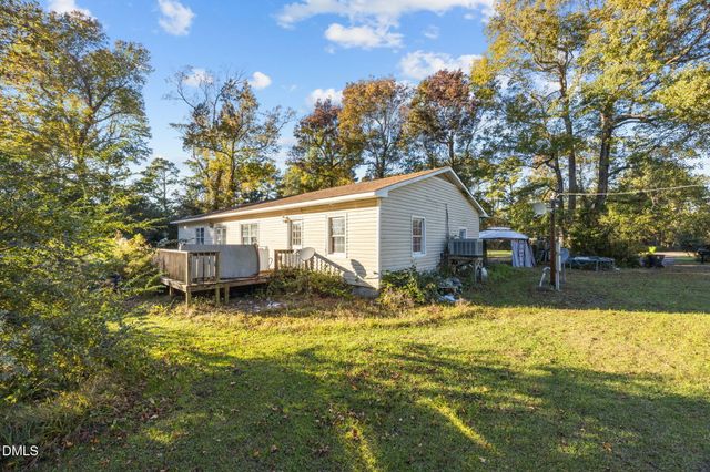 220 Great Neck Road, Havelock, NC 28532