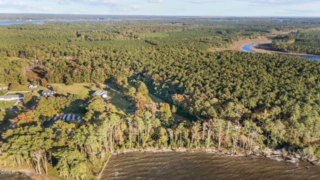 220 Great Neck Road, Havelock, NC 28532