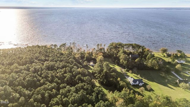 220 Great Neck Road, Havelock, NC 28532