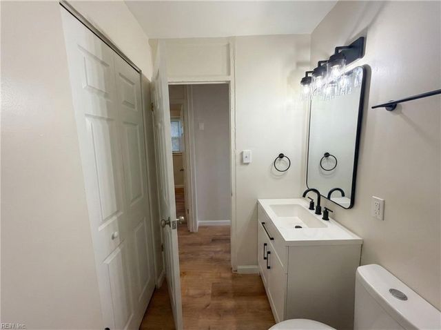 909 Workwood RD, Norfolk, VA 23513