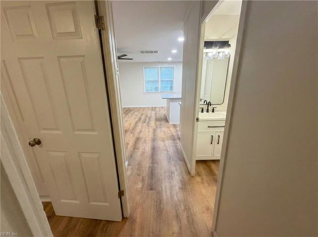 909 Workwood RD, Norfolk, VA 23513