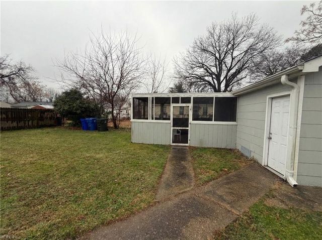 909 Workwood RD, Norfolk, VA 23513