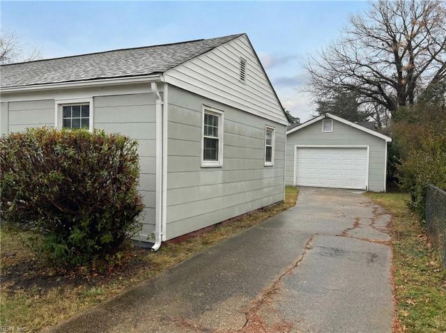 909 Workwood RD, Norfolk, VA 23513